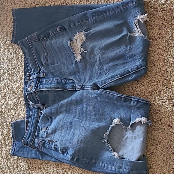 American Eagle the dream jean - Picture 3 of 6